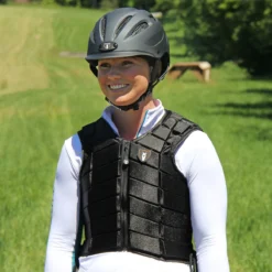 Tipperary Eventer Vest -Ovatio Horse Shop 14856 black lifestyle 1