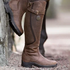 Mountain Horse Snowy River Wide Calf Tall Winter Boot -Ovatio Horse Shop 27355 27070 24702 lifestyle 1